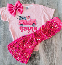 Load image into Gallery viewer, Vintage custom name tee
