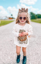 Load image into Gallery viewer, Howdy pumpkin romper
